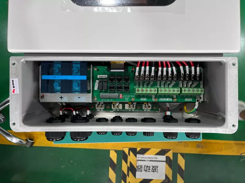 3 Phase 12KW Hybrid PV Inverter